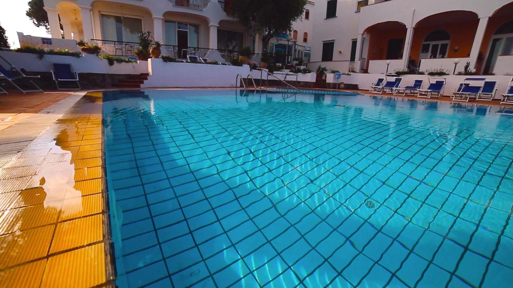 Grand Hotel Ischia Lido Exteriör bild