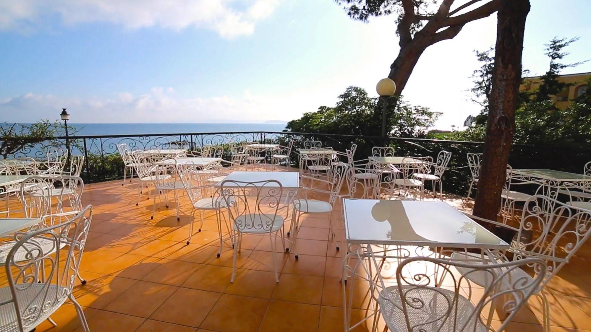 Grand Hotel Ischia Lido Exteriör bild